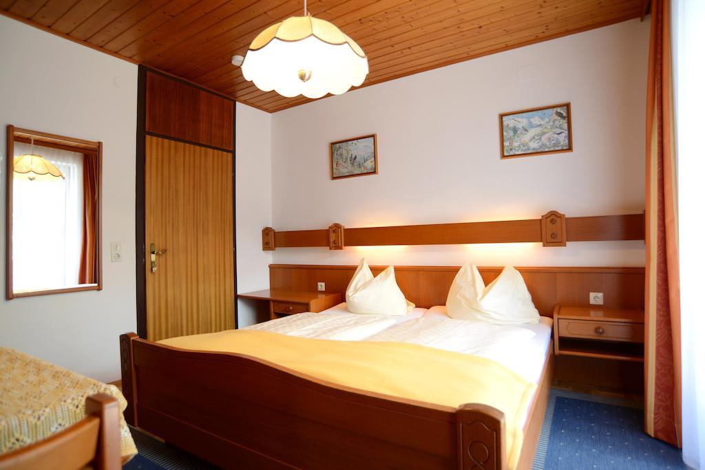 Gasthof Waldemar Hotel Hermagor Exterior photo