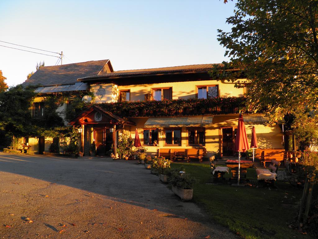 Gasthof Waldemar Hotel Hermagor Exterior photo